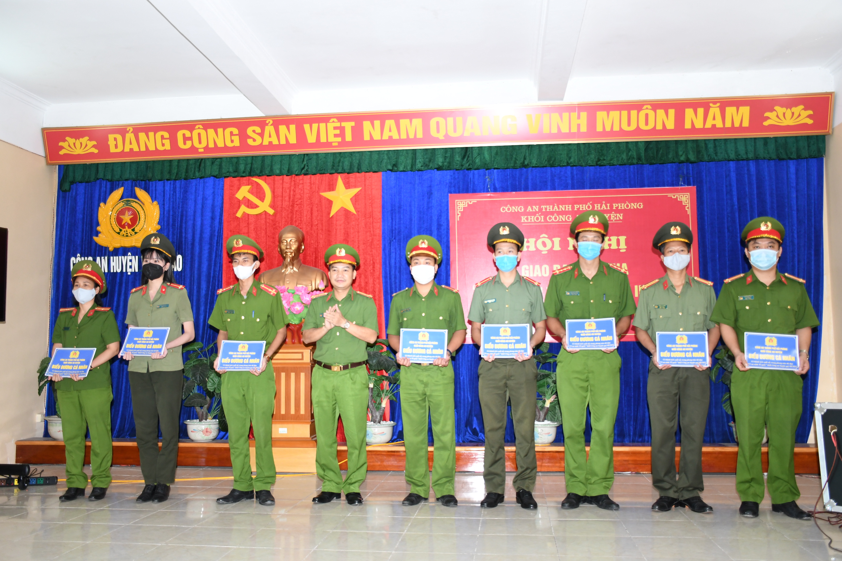 Khối Công an huyện đẩy mạnh công tác xây dựng Đảng